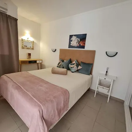 Rocha House Портиман