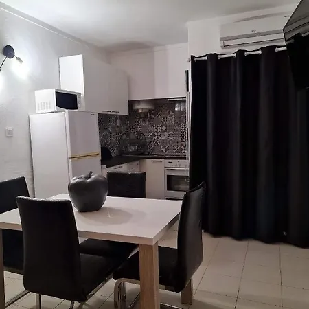 Апартаменты Rocha House *