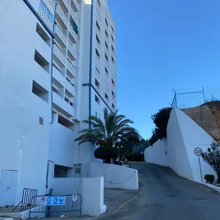 Rocha House Апартаменты *