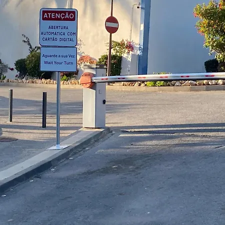 Rocha House Апартаменты *